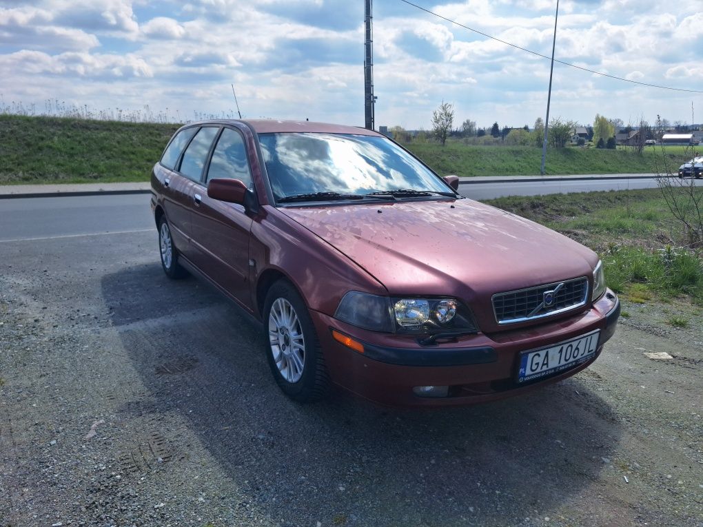 Volvo v40 1.9d 115km