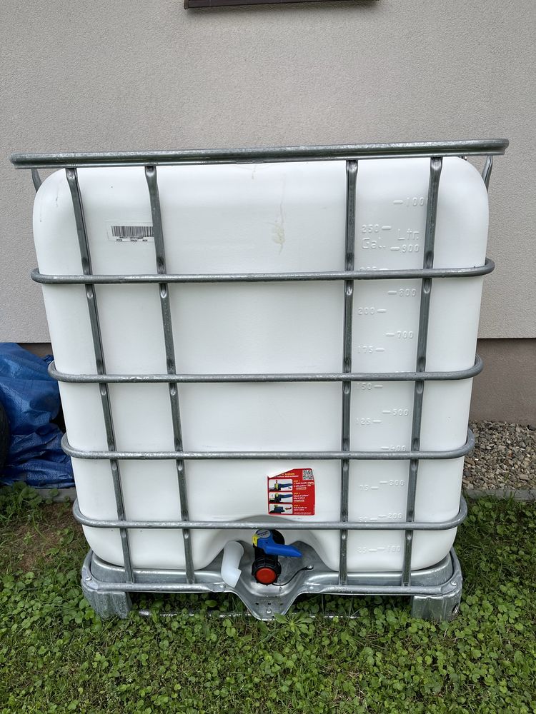 pojemnik Mauser 1000l – IBC na palecie 100x120 cm