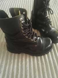 Botas New Rock pretas numero 36