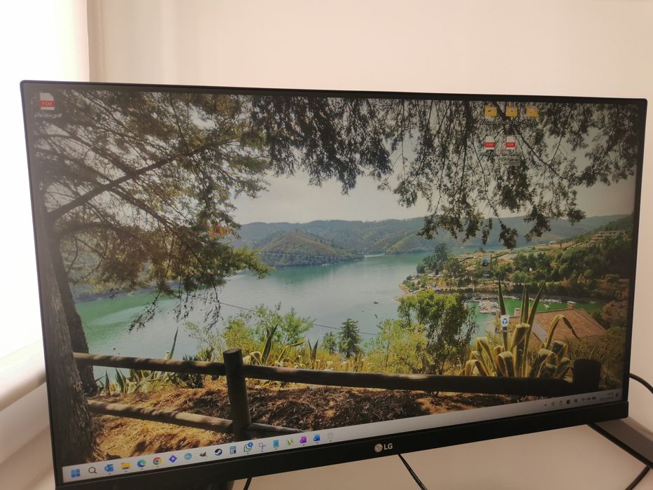 Monitor LG 24" 75Hz – Como Novo + Garantia