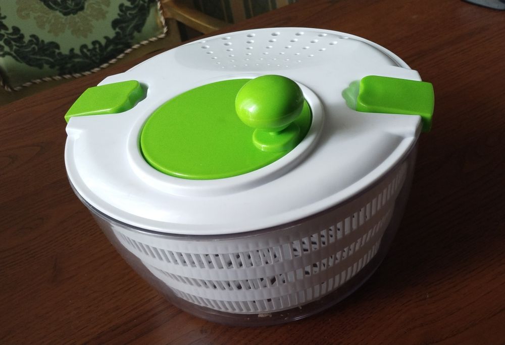 Сушилка для салатных листьев