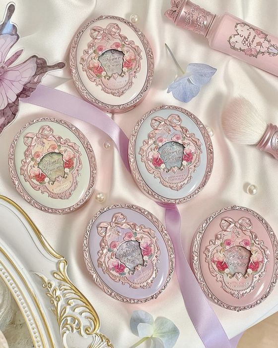 Румʼяна Flower Knows