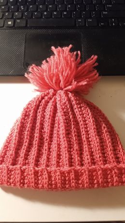 Różowa czapka na obwód głowy 46 do 50 cm