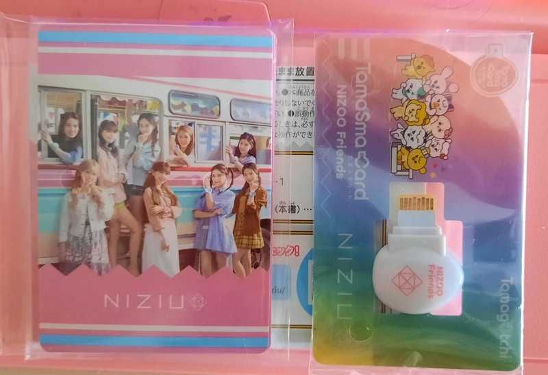 Tamagotchi Smart Niziu + case e pulseira extra