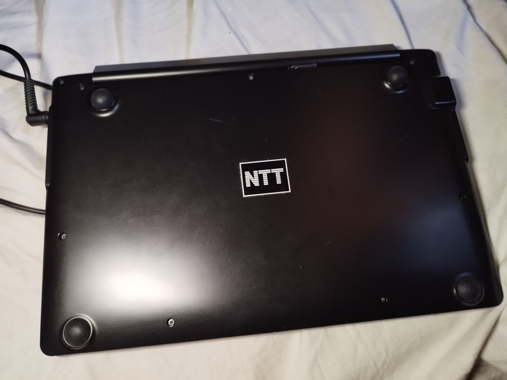 Mały Retro Laptop NTT sprzedam