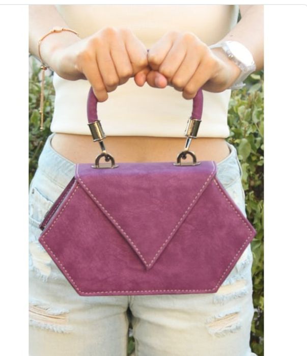 Фірмова жіноча сумка