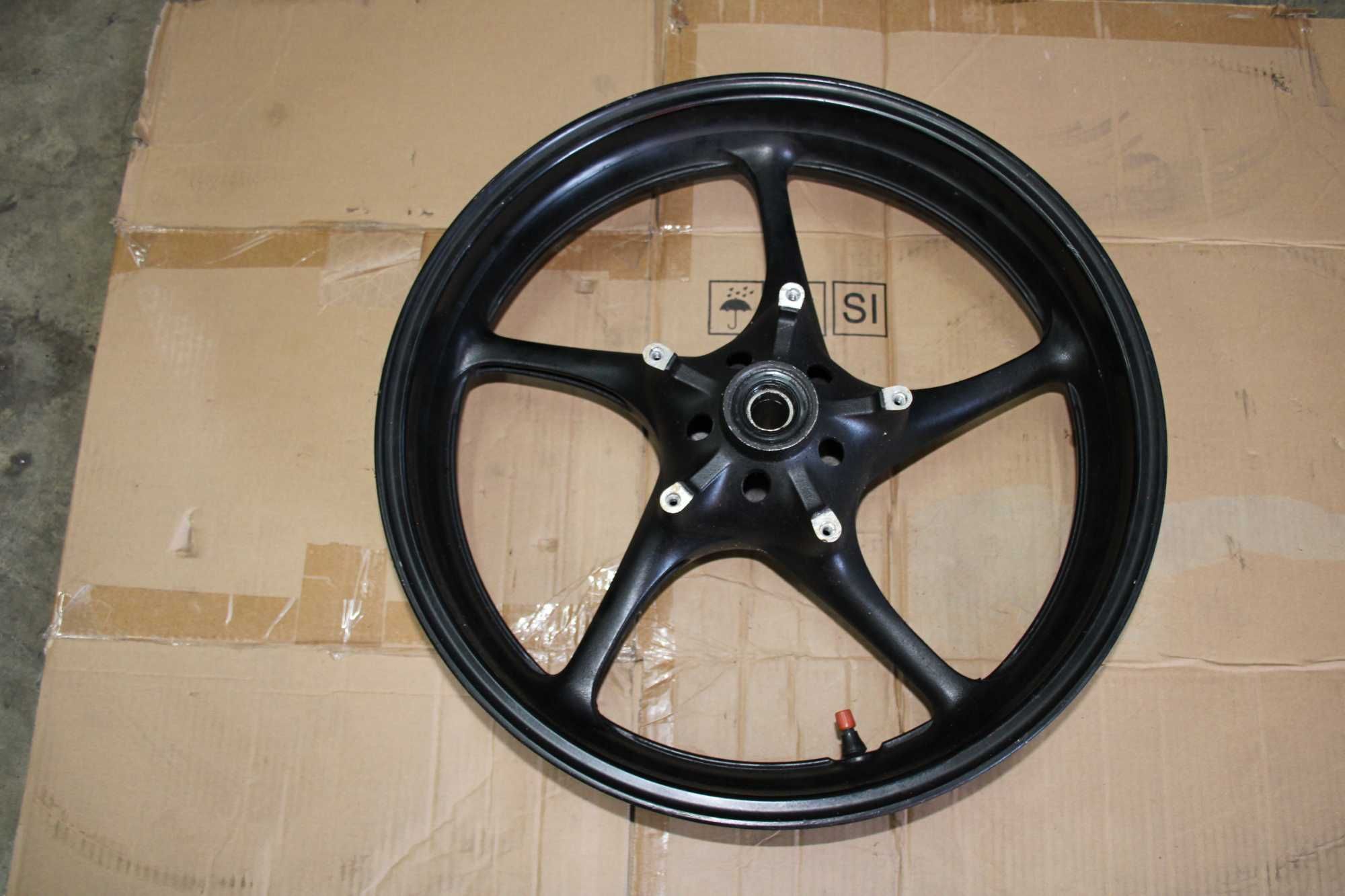 Felga Przód Przednia Yamaha R6 RJ05 RJ09 5SL 03-05
