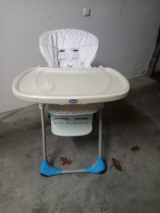 Cadeira de bebe para comer
