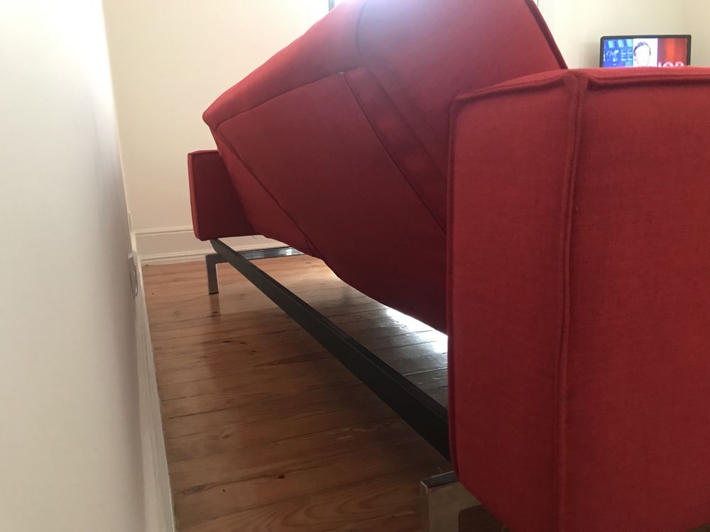 Sofá-cama vermelho Área