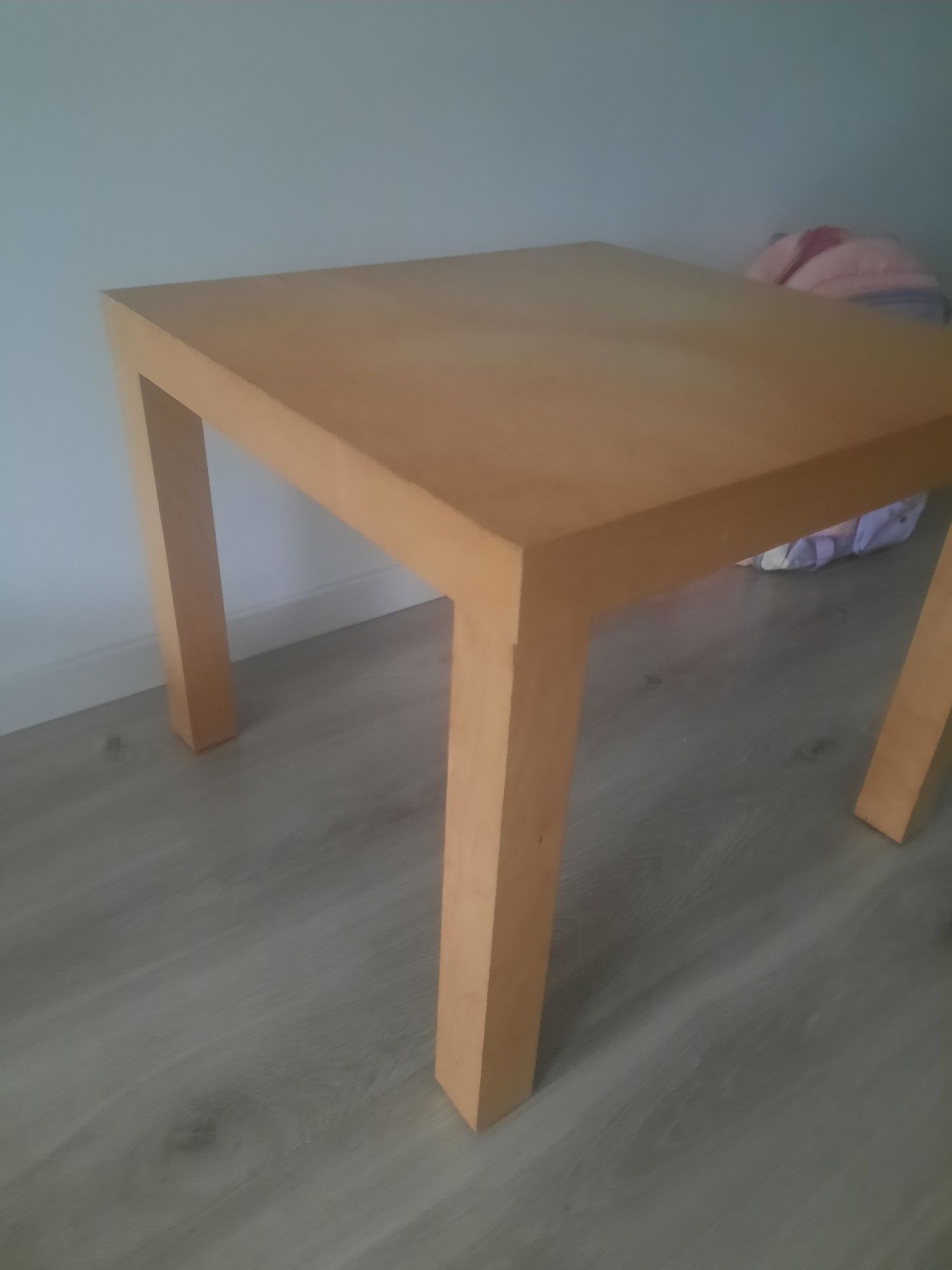 Stolik kawowy z drewna