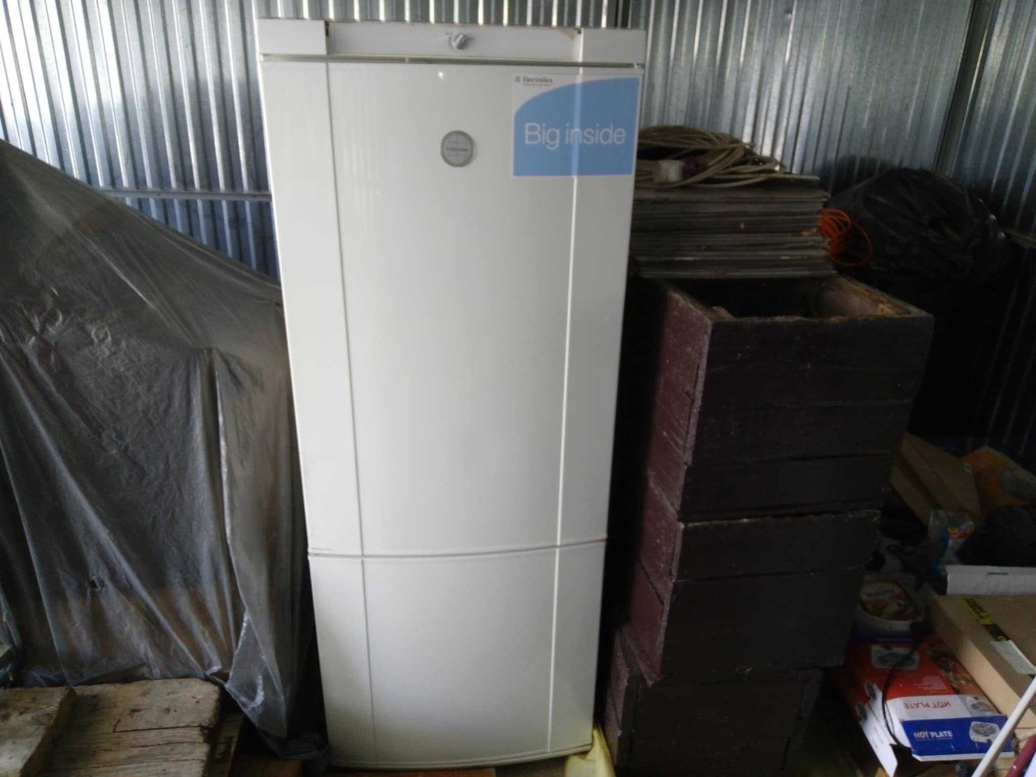 Lodówka Electrolux ERB2941 lodówko zamrażarka chłodziarka 155cm x 60cm