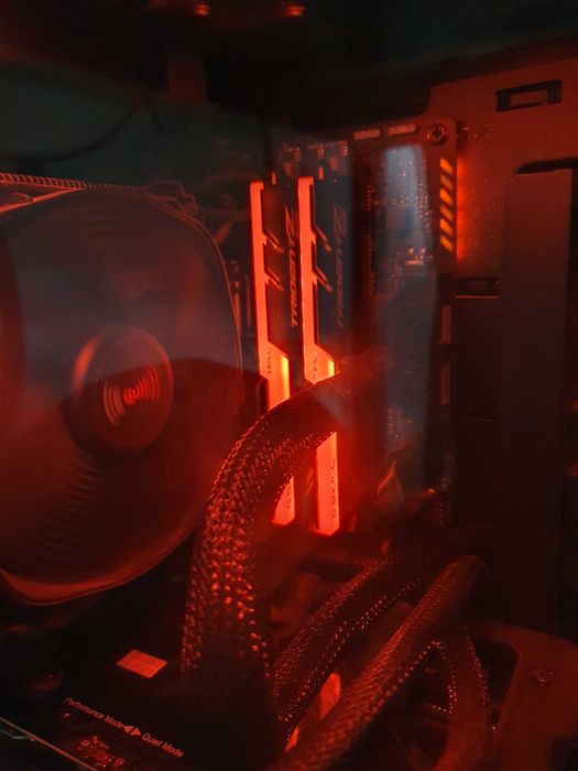 G.Skill Trident Z RGB, DDR4, 32 GB, 3600MHz, CL17 (F4-3600C17D-32GTZR)