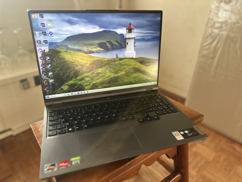 Lenovo Legion 5 Pro 16’’ c/ programas Adobe e Windows 11