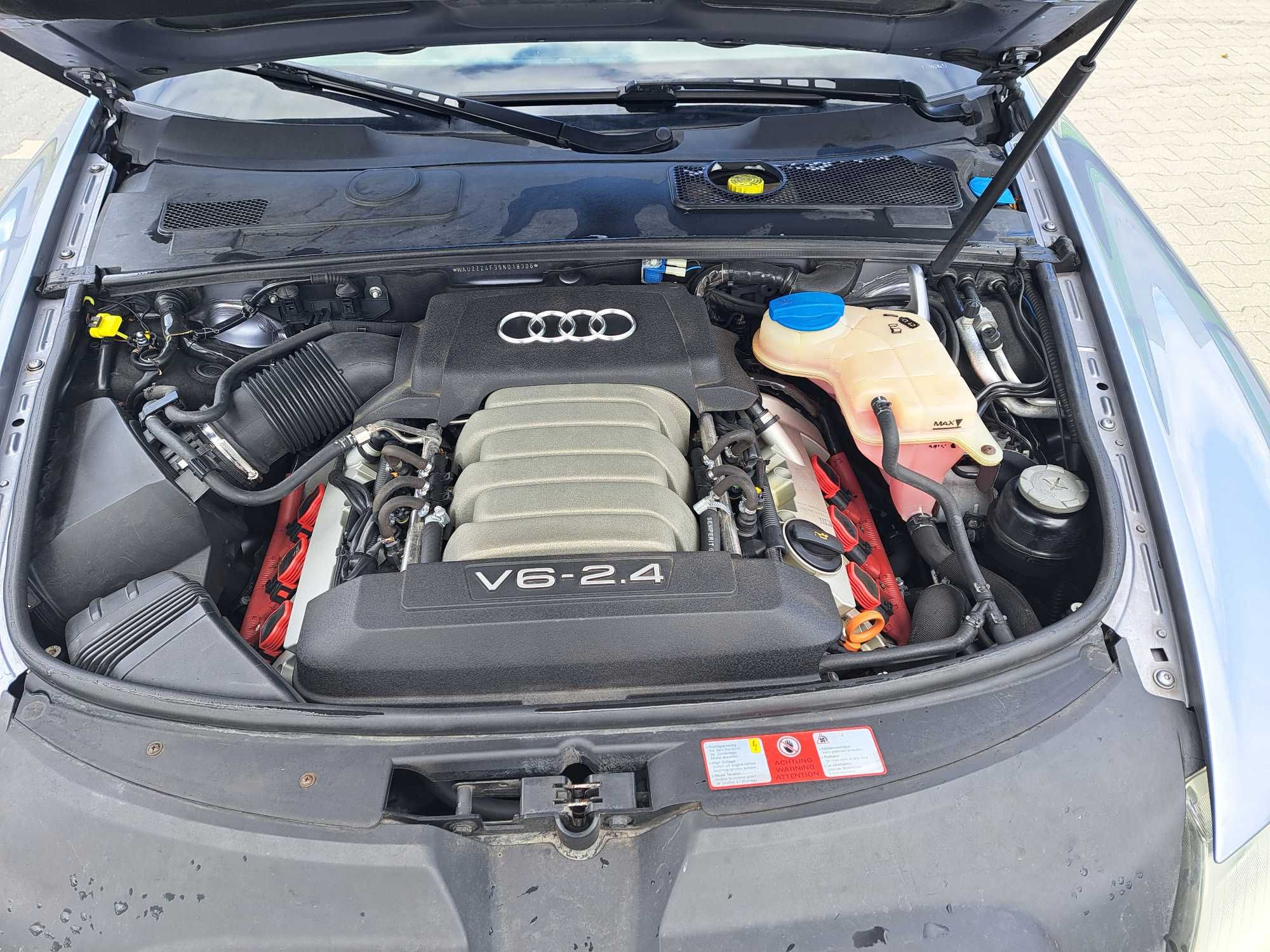 Audi A6 C6 2.4 b/gaz sedan