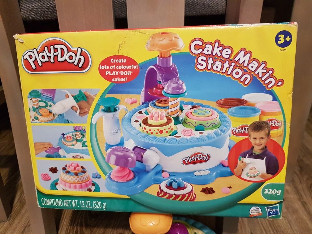 Zestaw kreatywny Play-Doh "cukiernia"