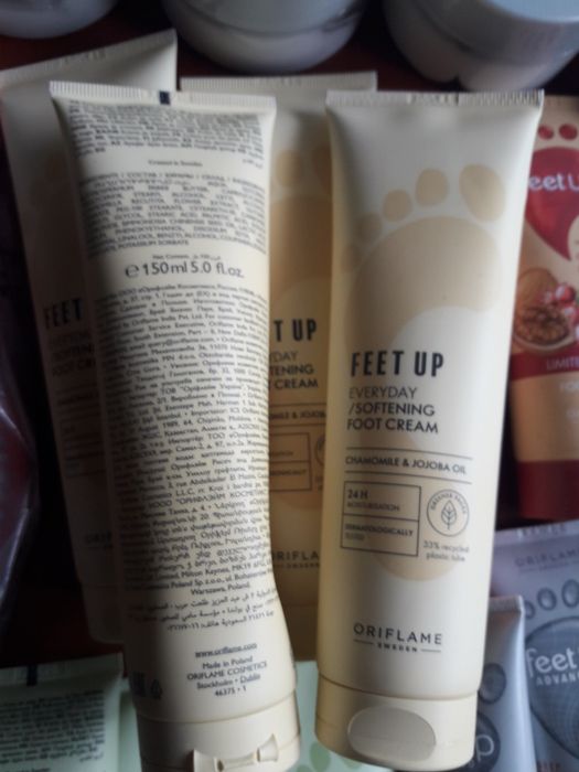 Крем для ніг ног скраб , маска рук  спрей  ног