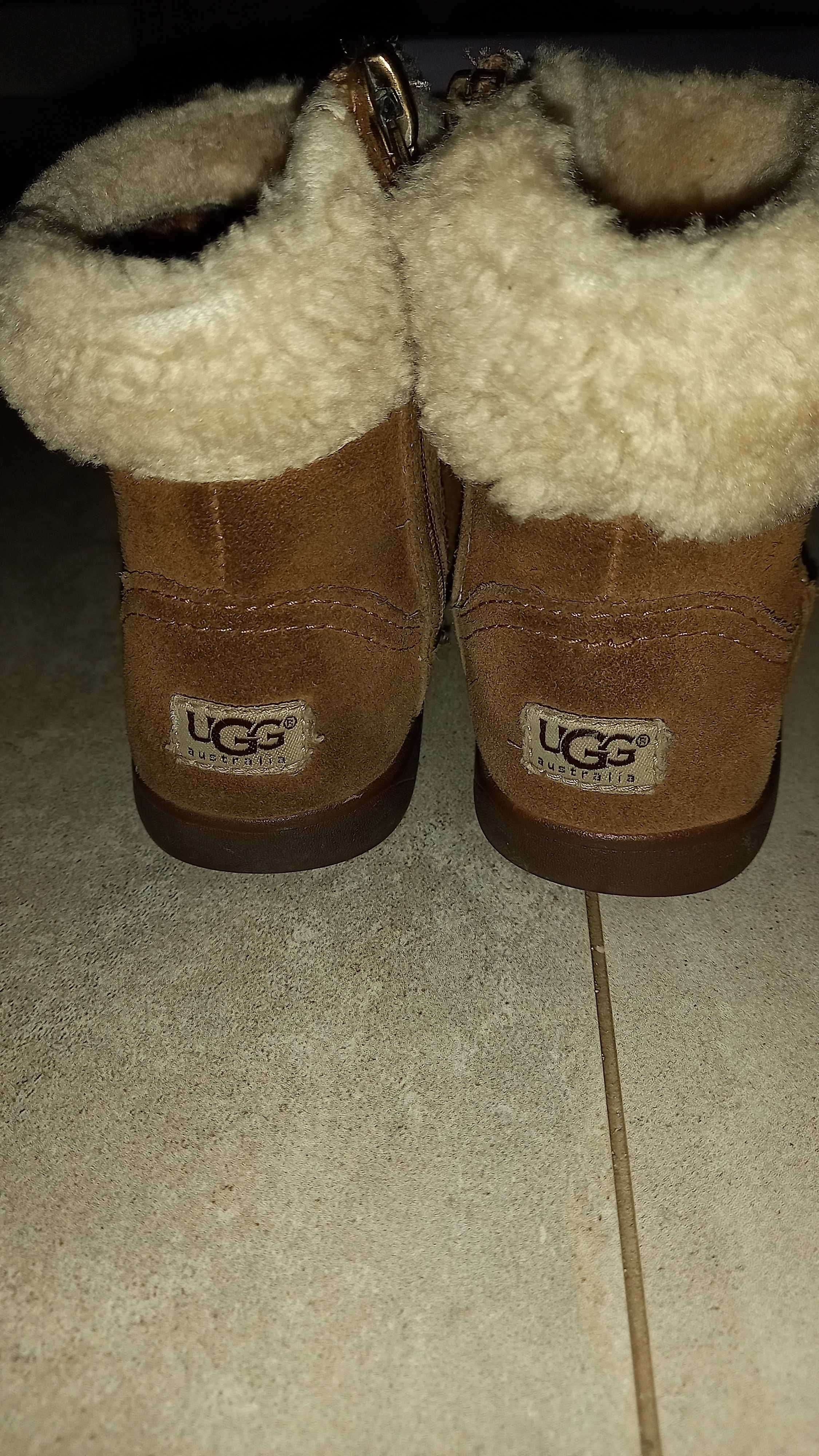 Замшеві чобітки оригінальні UGG 25 розмір