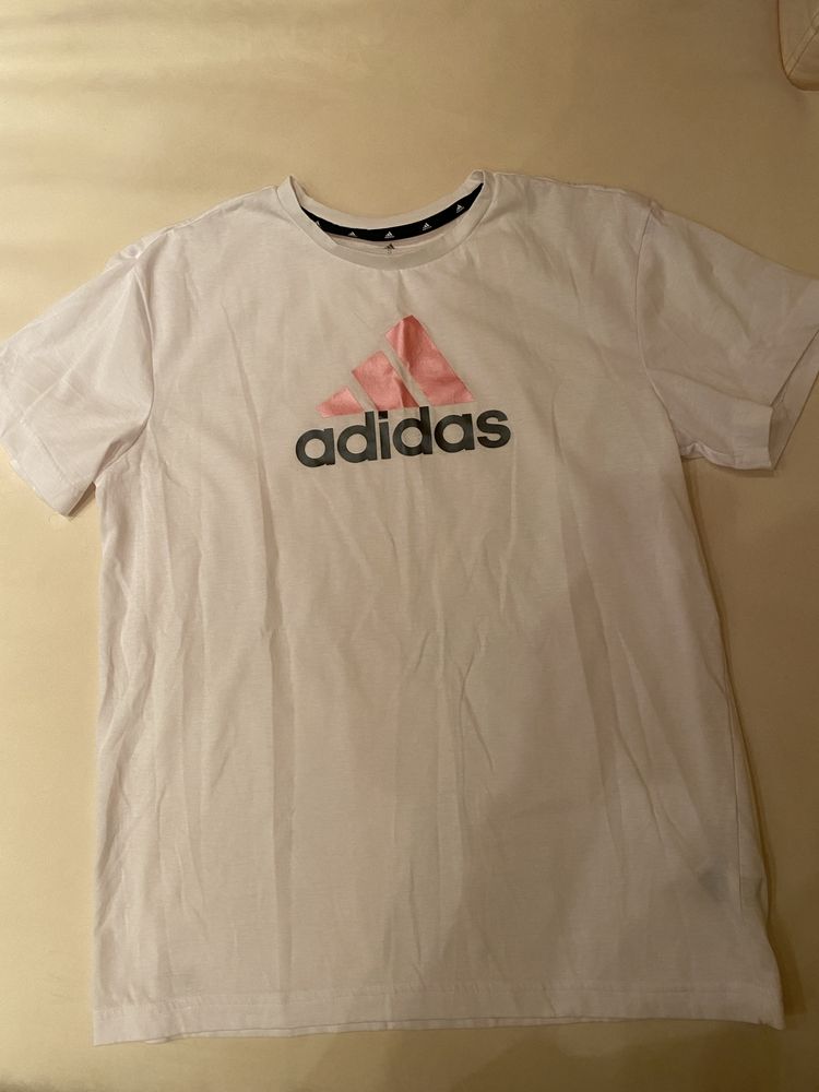 Футболка нова Adidas