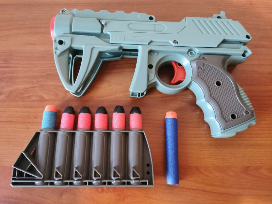 Pistola Nerf c/Carregador