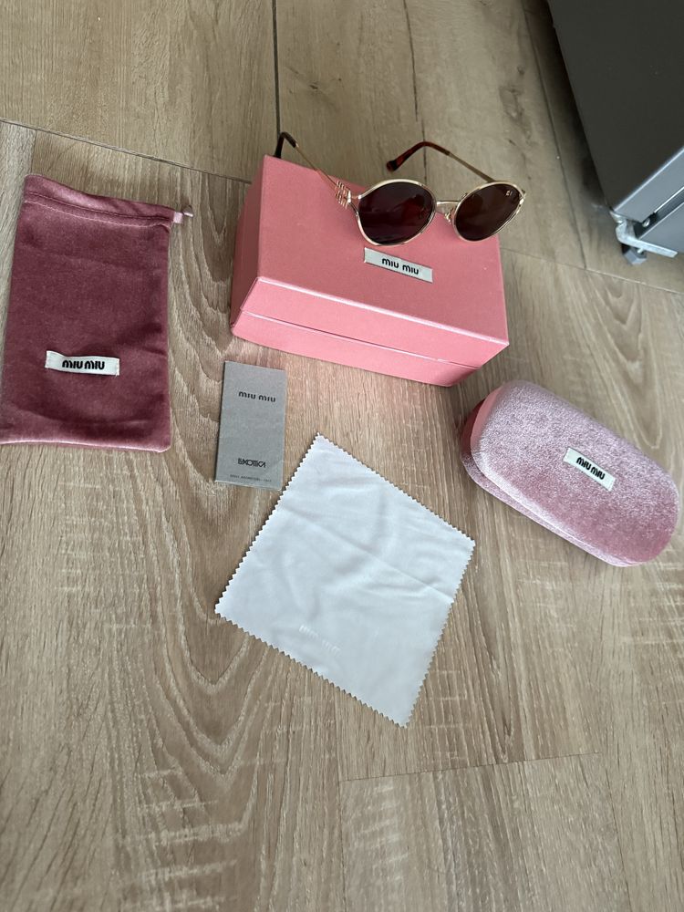 Miu Miu okulary przeciwsłoneczne MiuMiu