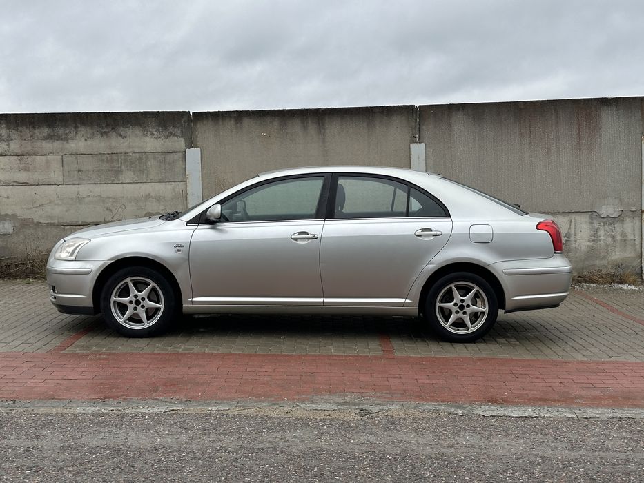 Toyota Avensis T25 Sedan 2.0 Diesel, klimatyzacja, bez korozji!