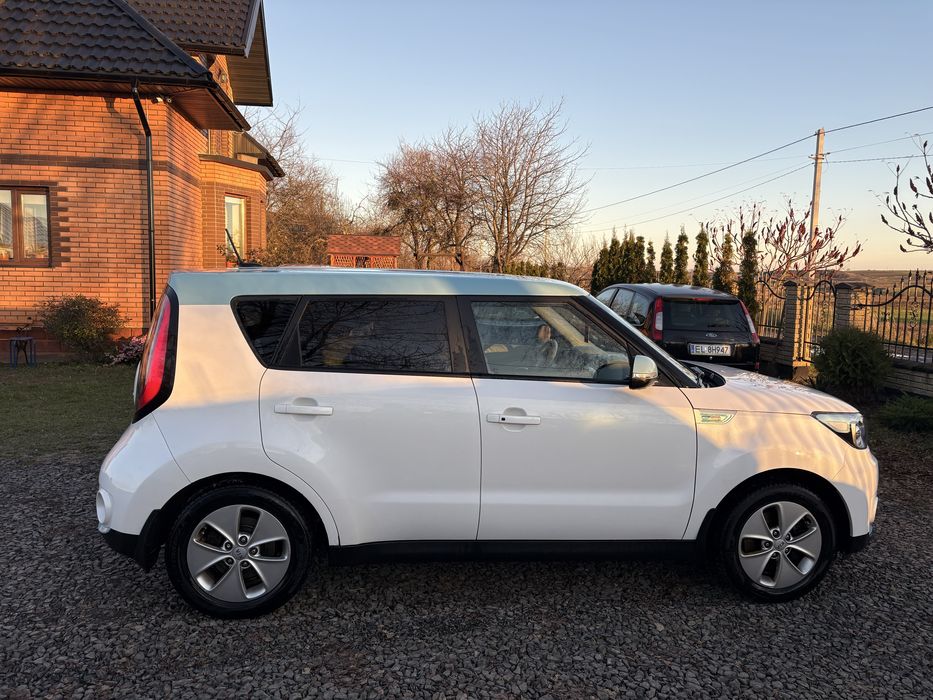 Kia Soul EV 2015