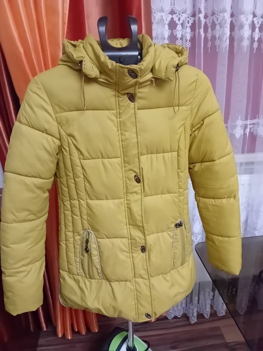 Пуховий плащ.  Куртка
