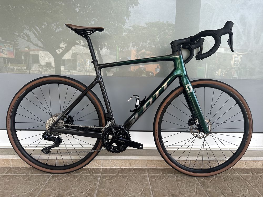 Bicicleta Scott Addict - di2 - disco