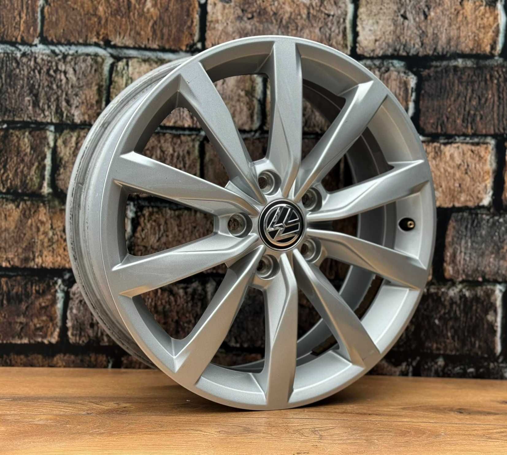 Alufelgi 5x112 r17 VW Golf V IV VII Passat Jetta Touran Sharan 108#