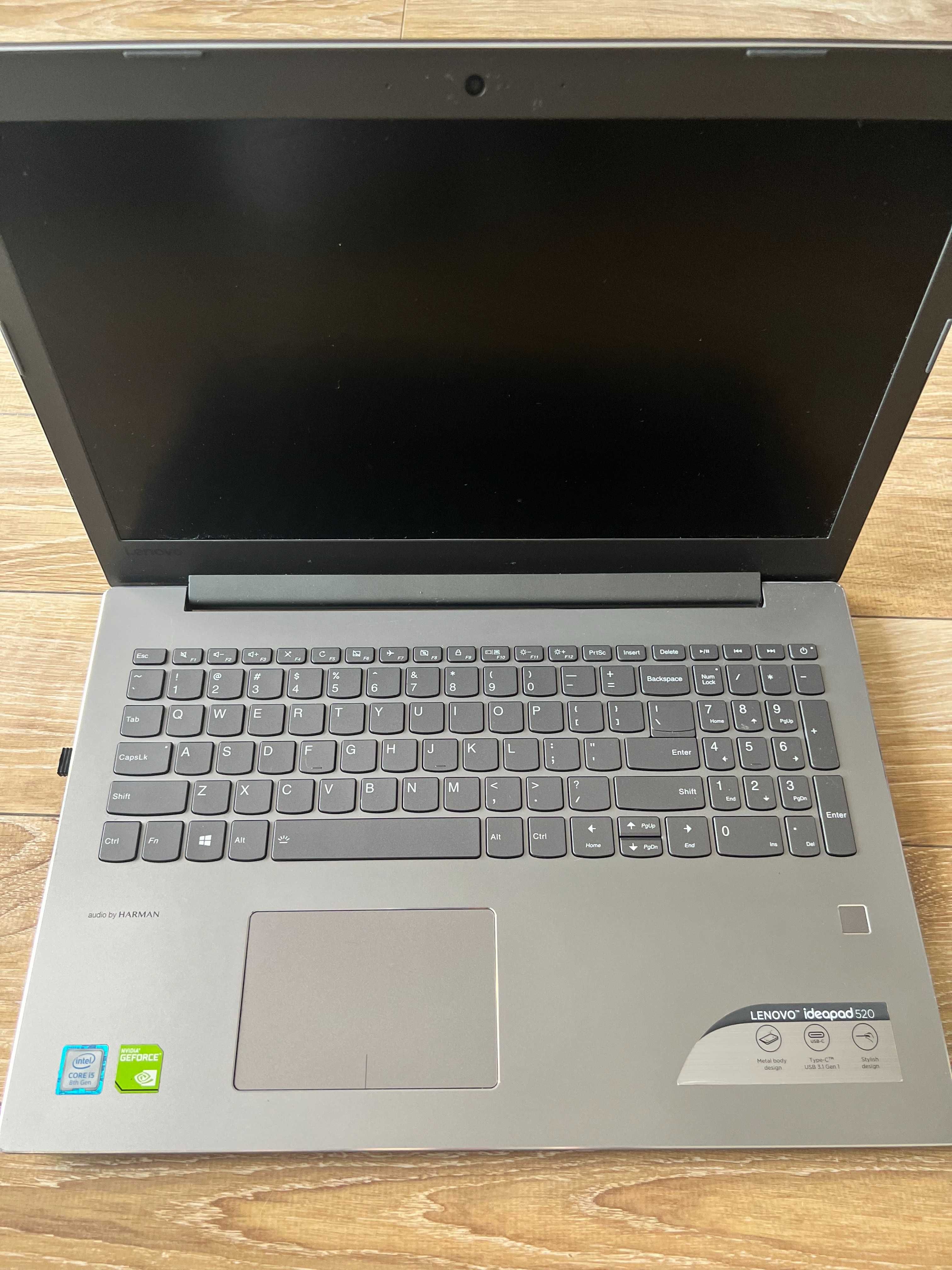 Laptop lenovo -Intel(R) Core(TM) i5-8250U