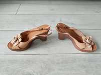 Buty damskie sandały na koturnie 39 skórzane ze skóry naturalnej