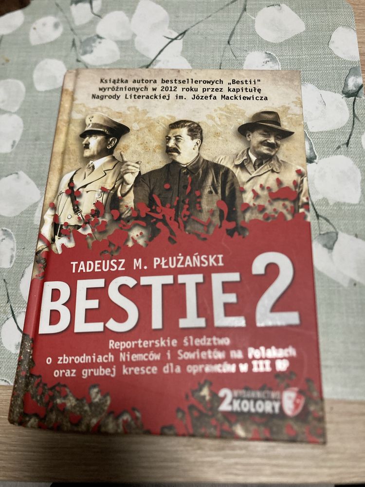 BESTIE 2 Tadeusz M. Płużański 2 KOLORY