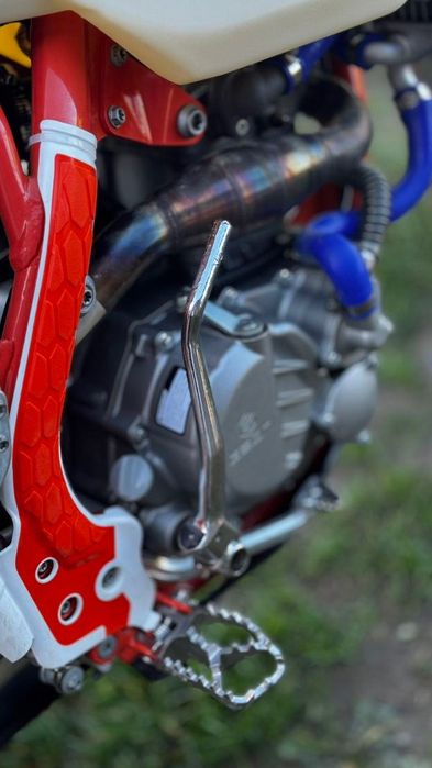 Мотоцикл Gnx300 2025 рік