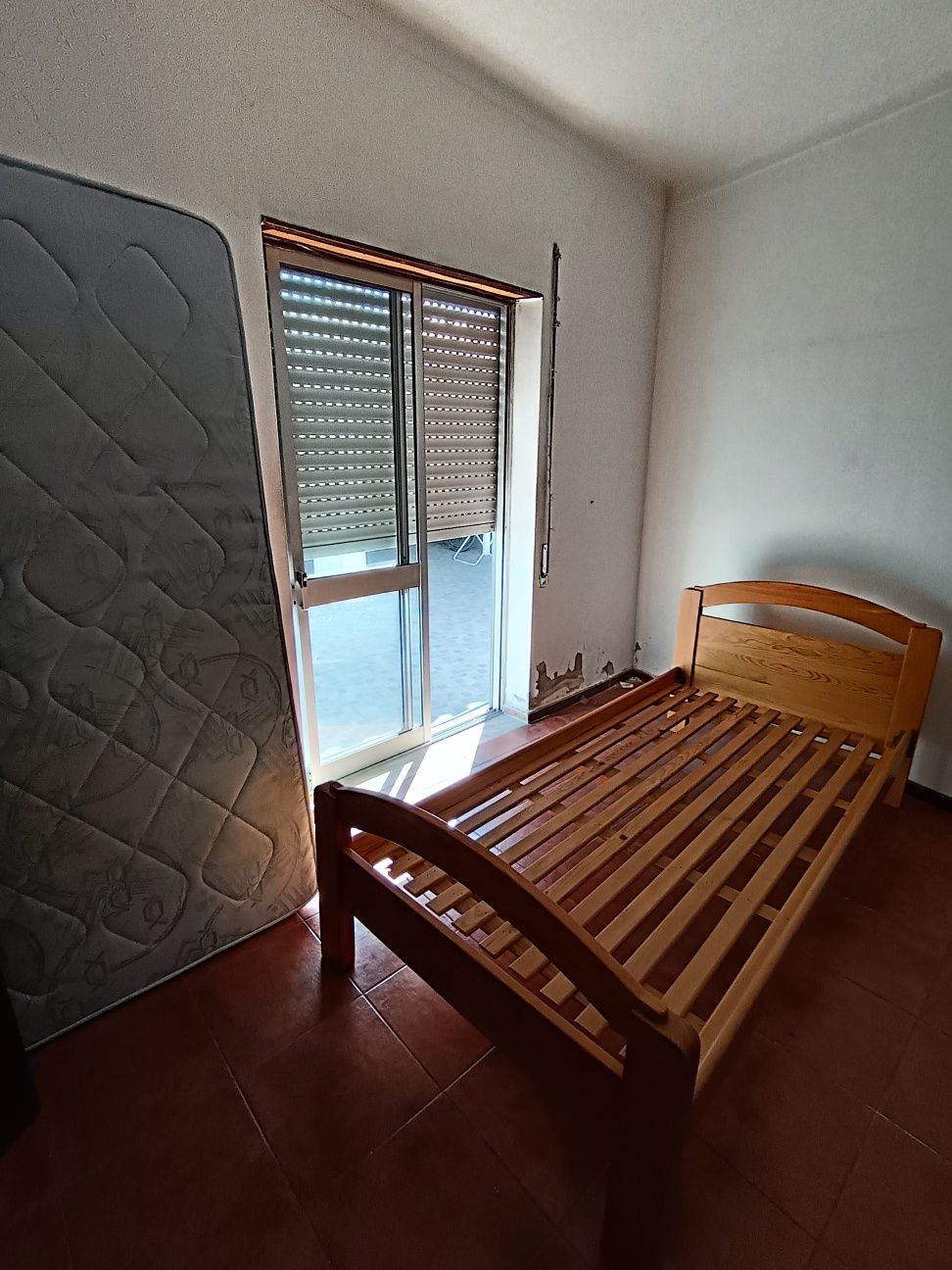 Cama de solteiro