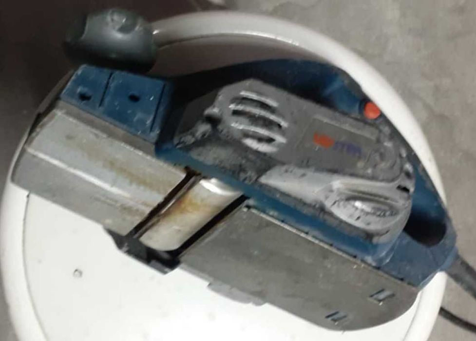 Plaina cor azul para madeira