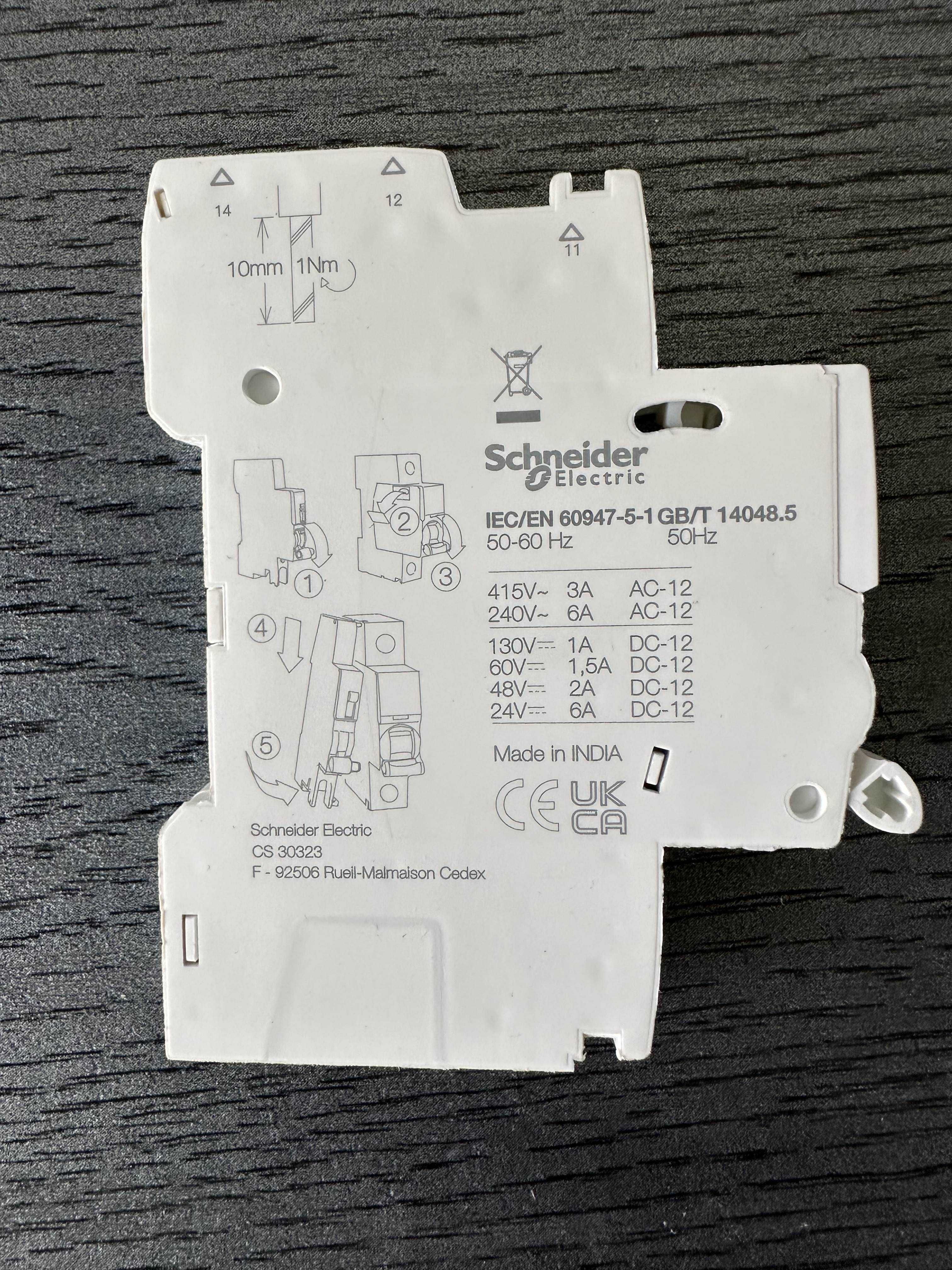 Styk pomocniczy iOF 1 CO A9A26904 Schneider Electric