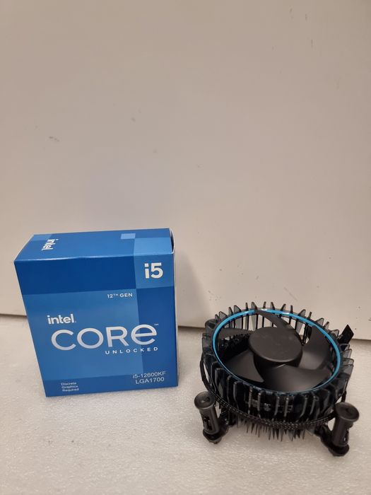 Procesor Intel i5-12600KF + wentylator