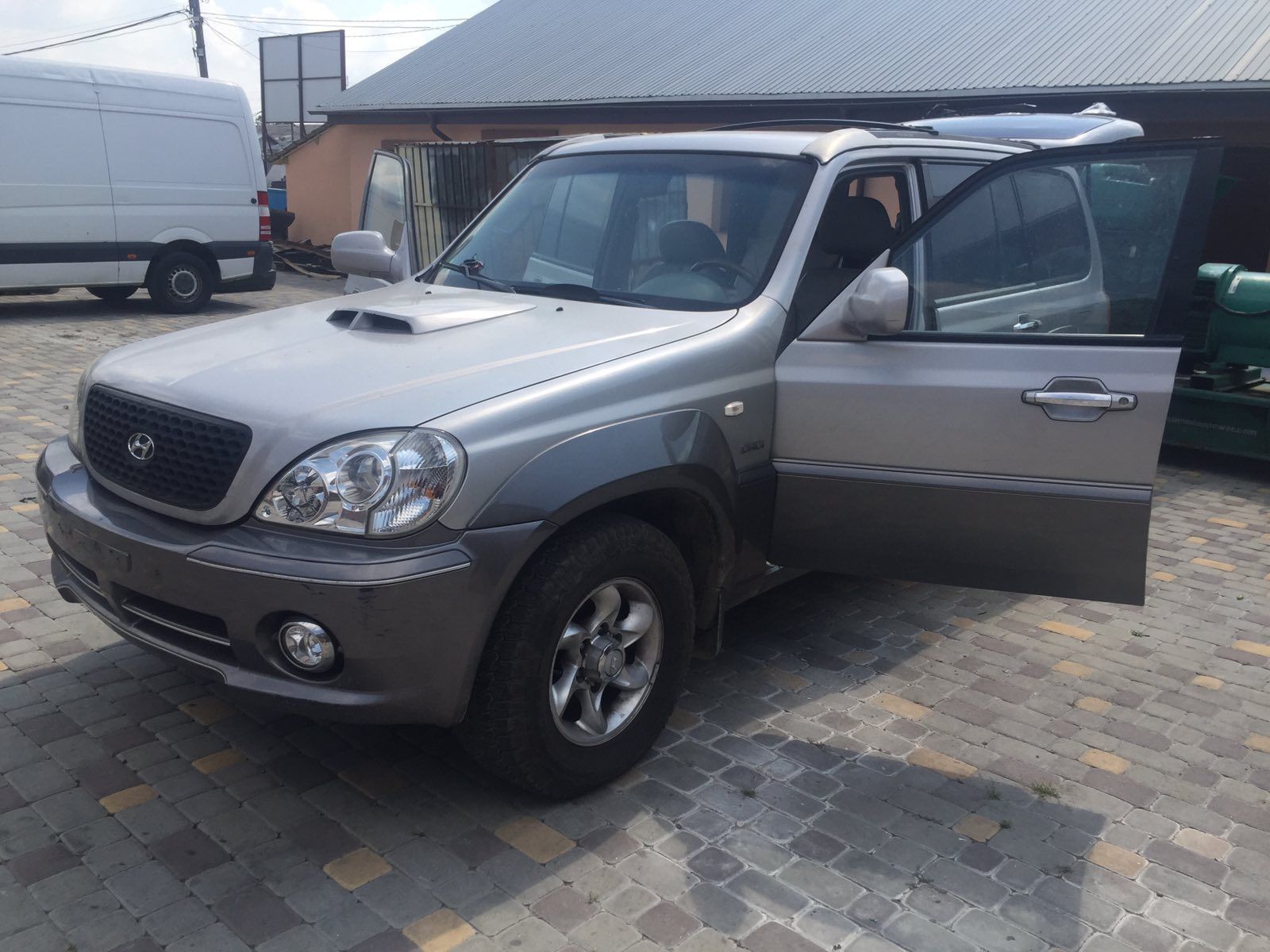 Розборка таракан Шрот запчастини Hyundai terracan 2.9 -2000-2007 рік