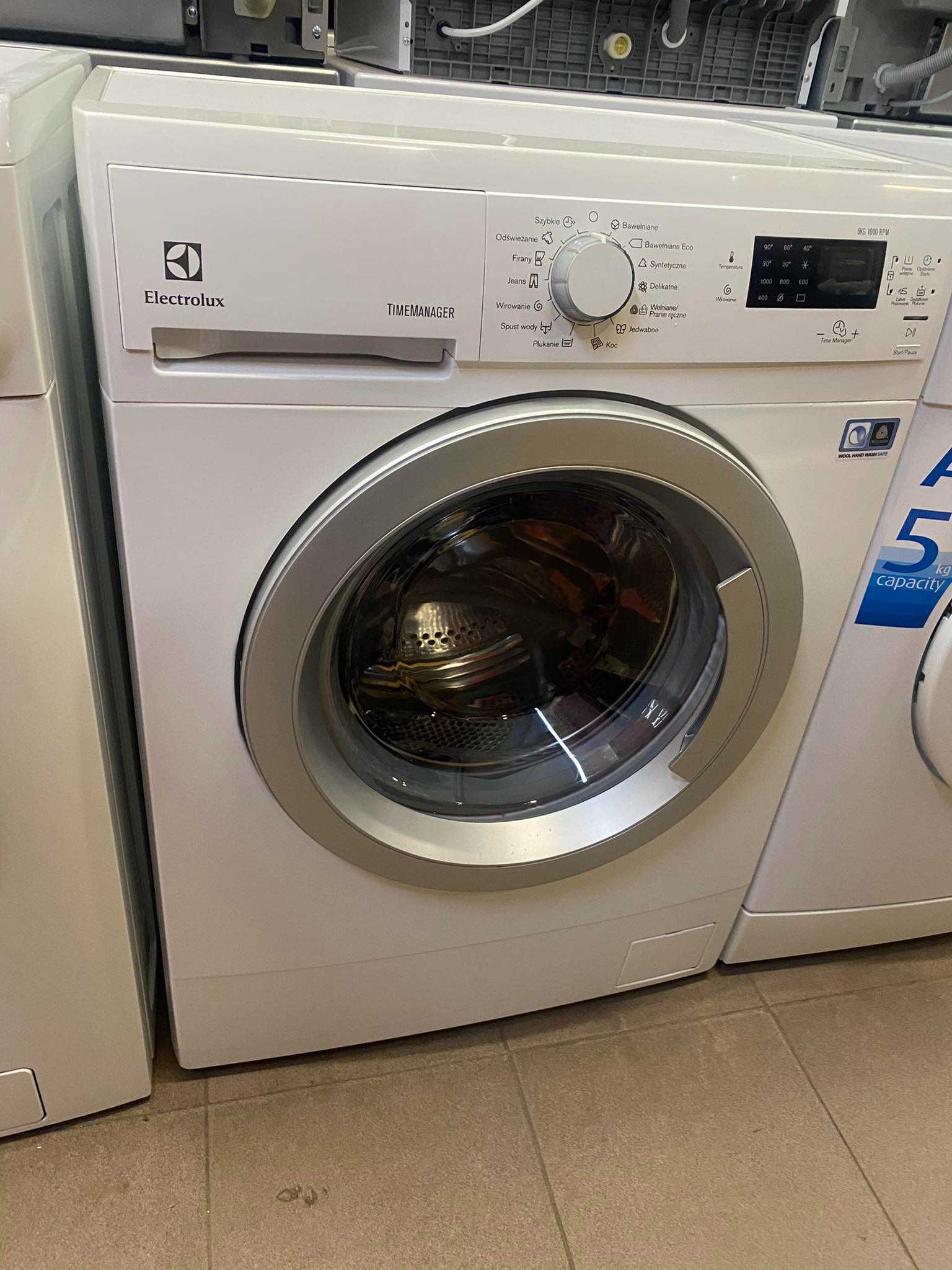 Pralka Electrolux / SLIM - 37,7 cm głębokości / Szybki program
