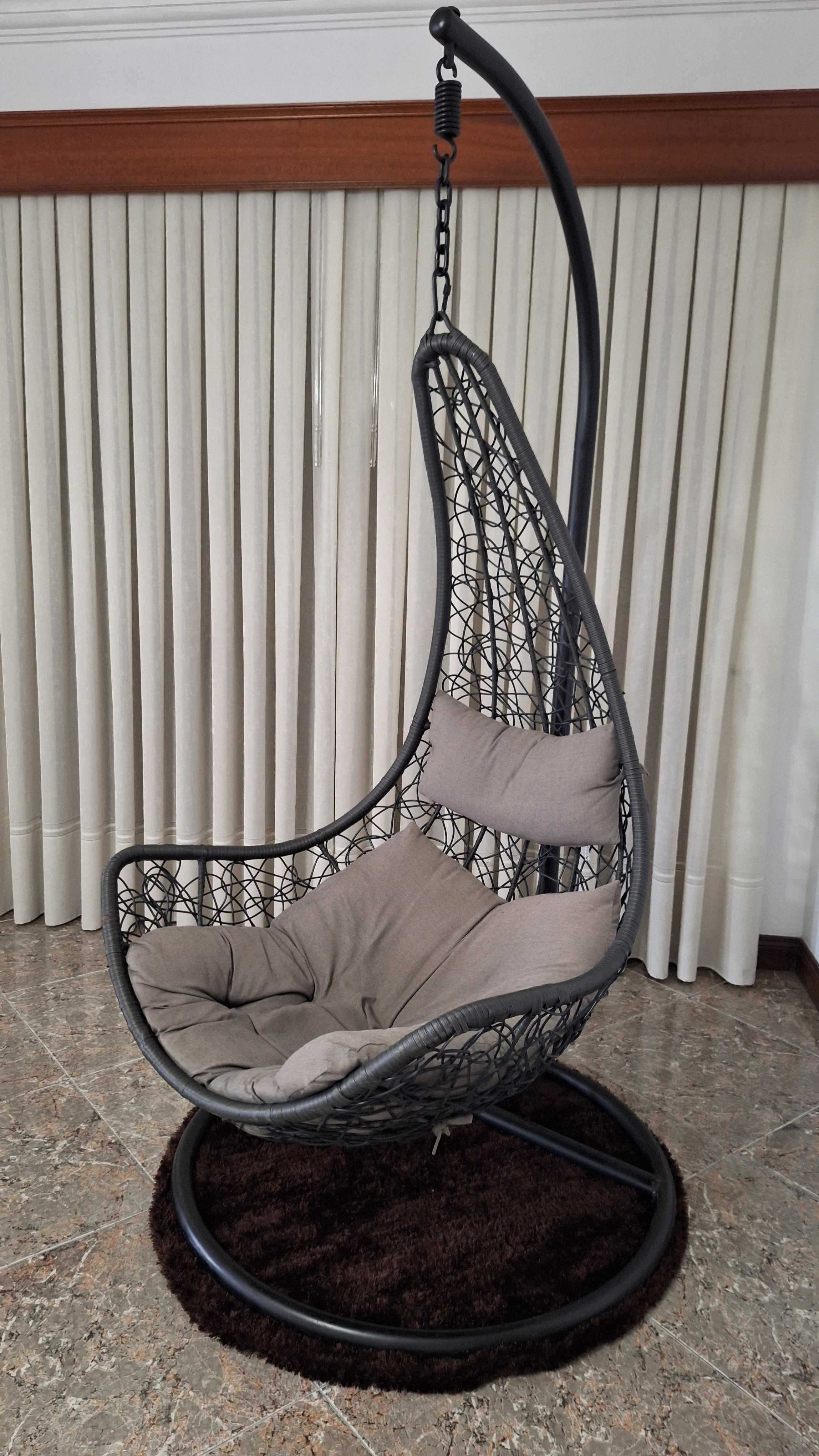 Cadeirão de baloiço