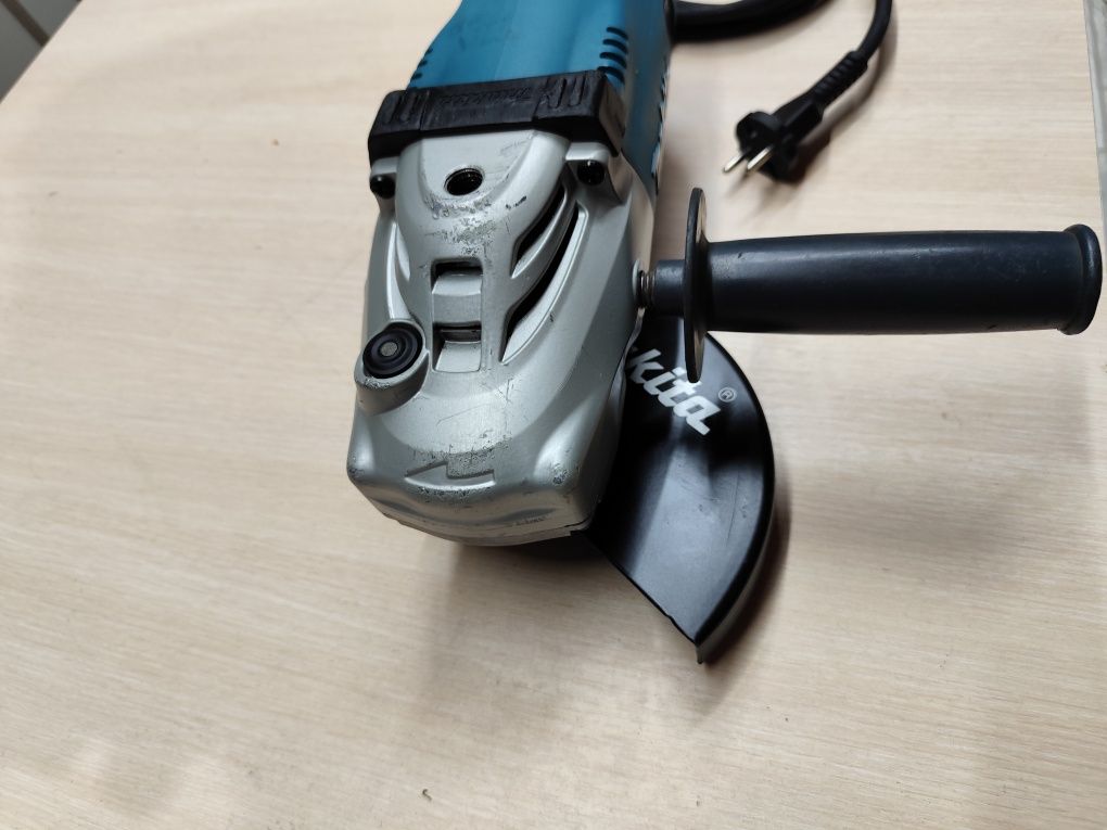 Makita GA7020S  2200w потужна болгарка 180й Диск Макіта оригінал
