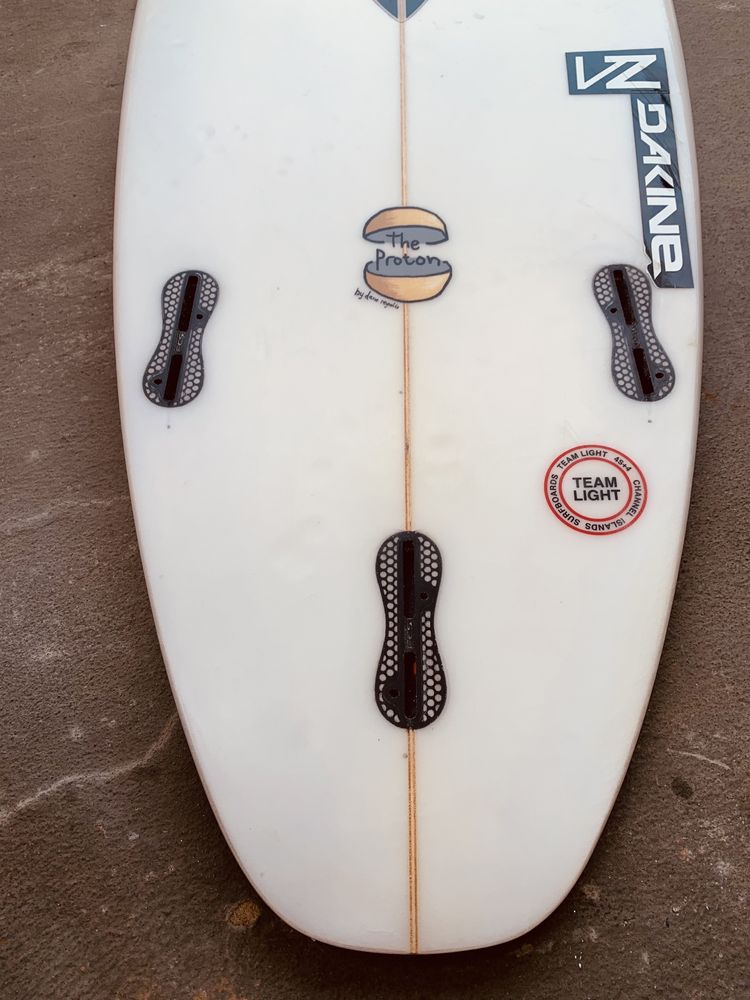 Al Merrick Surfboard - 5'10 - Pro Surfer Tomás Fernandes