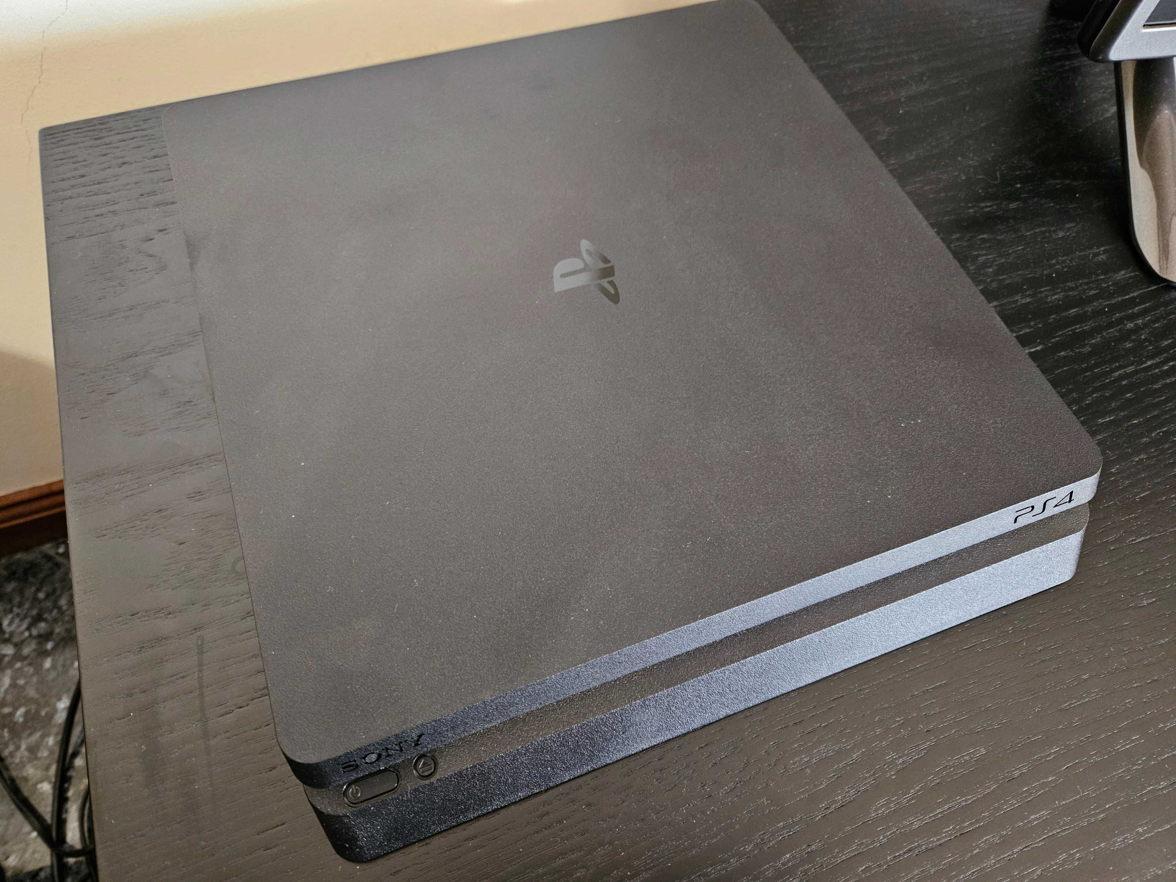 Playstation 4 Slim 1TB