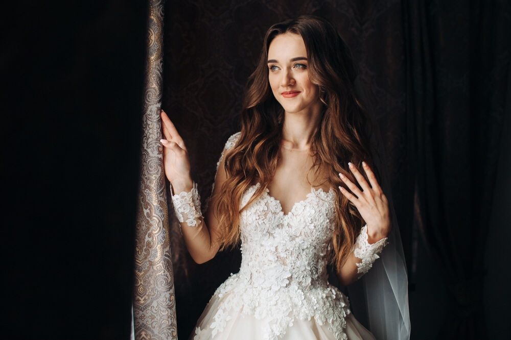 Весільна сукня