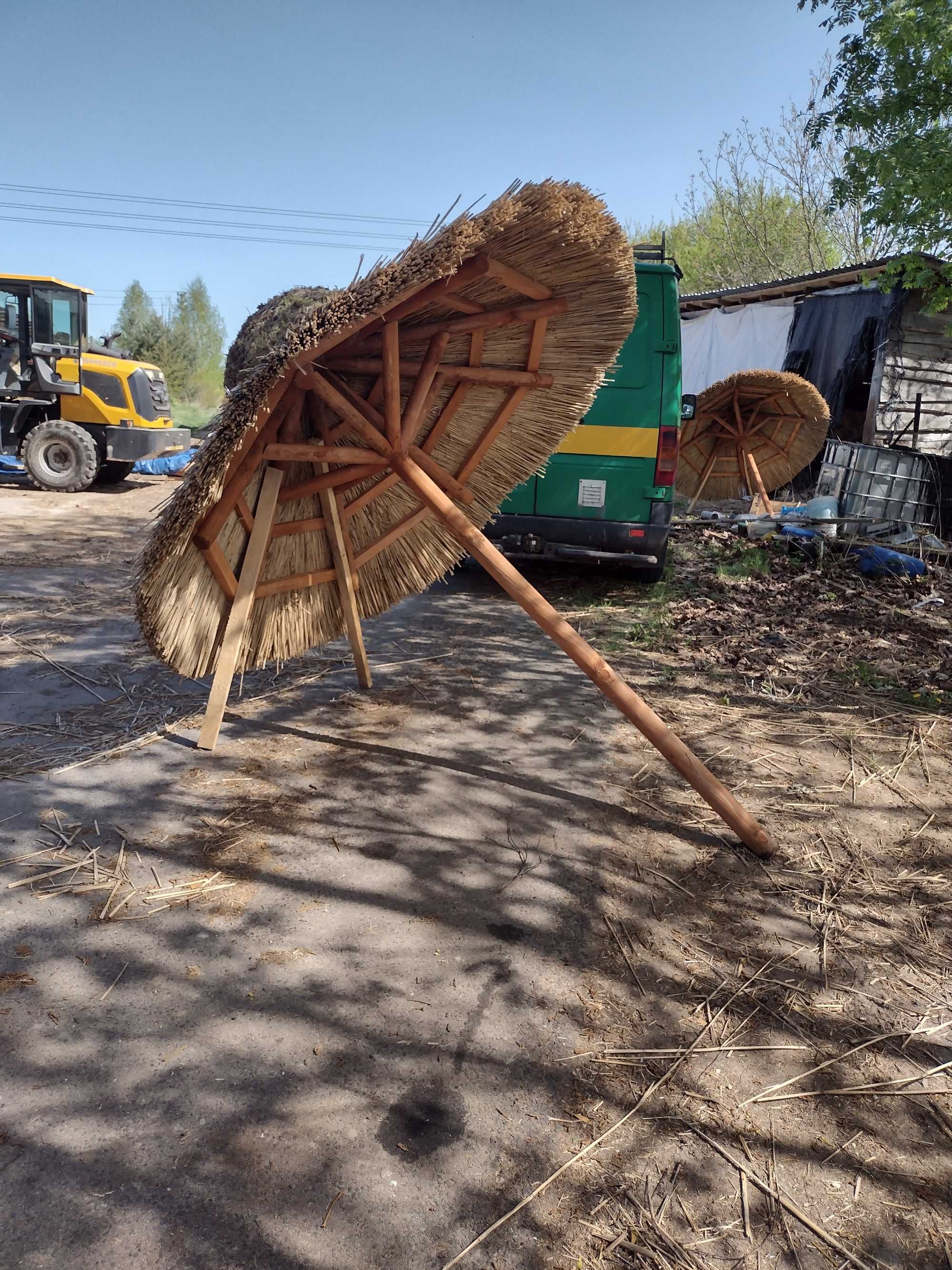 parasol plażowy trzcinowy z ozdobnym czepkiem - PRODUCENT