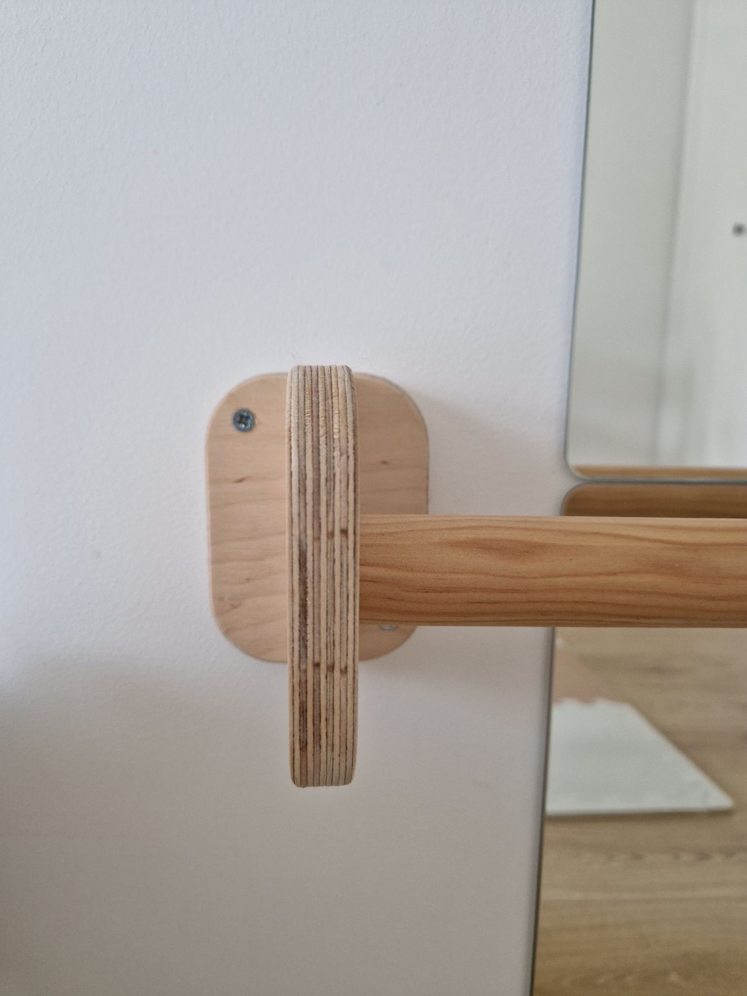 Barra para parede Montessori