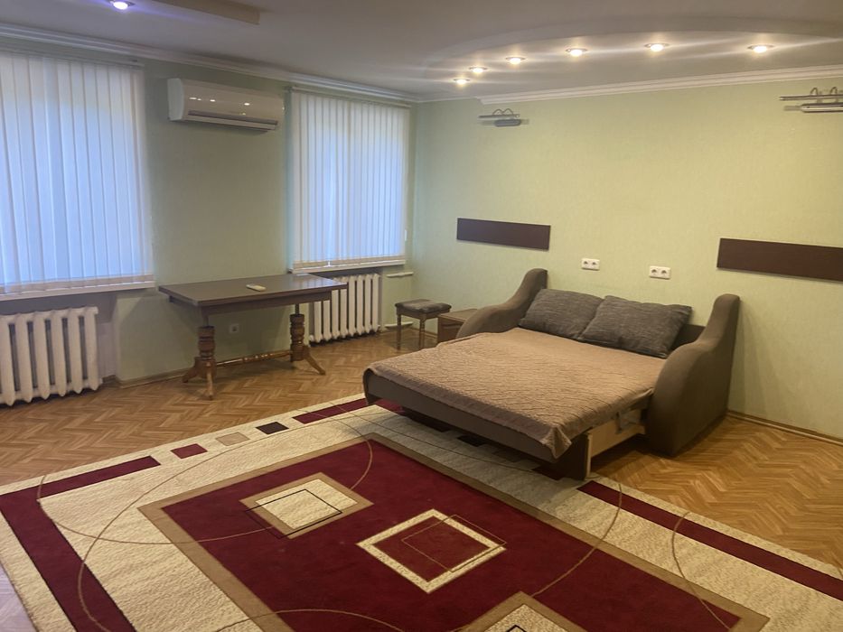 Вільна зараз!здам 1-к квартиру в тихому,покровському районі міста