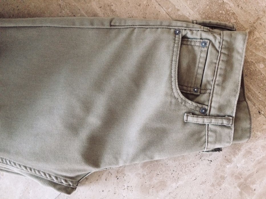 Męskie spodnie jeansy  Levis  511  W32 L 34