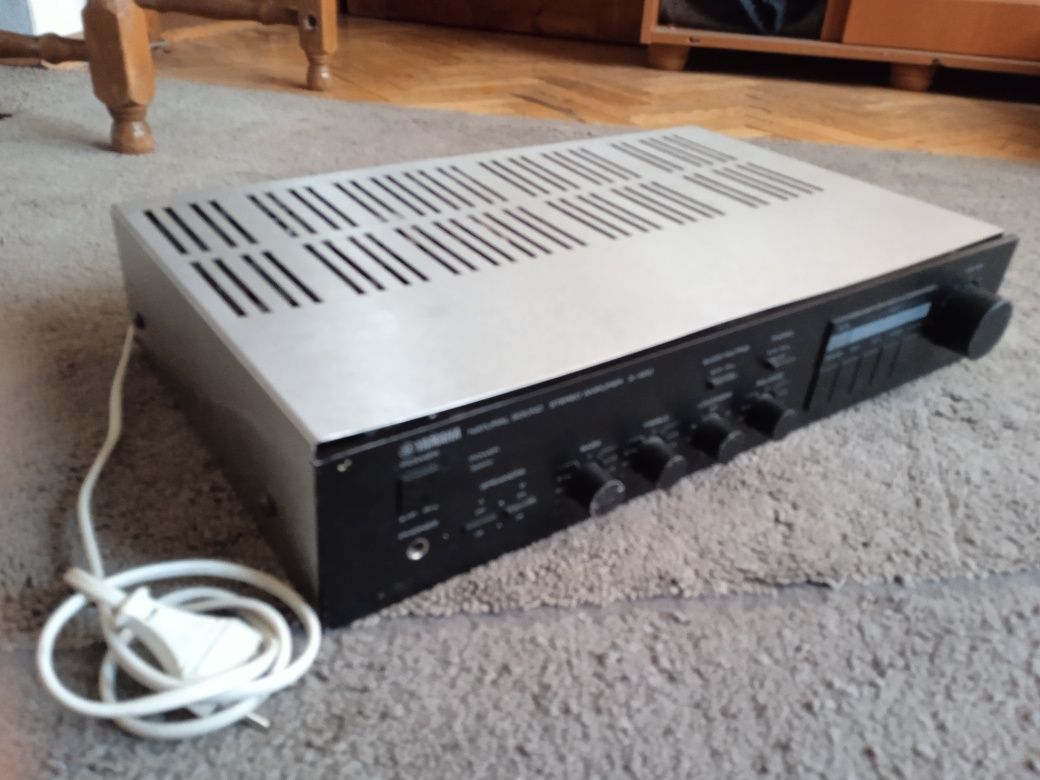 Wzmacniacz Yamaha A-400