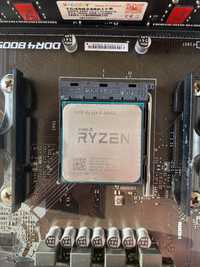 Продам процессор RYZEN 5 2600x и материнку (читать описание)